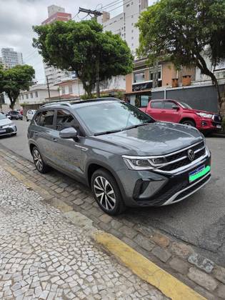 VOLKSWAGEN TAOS 1.4 250 TSI TOTAL FLEX HIGHLINE AUTOMÁTICO